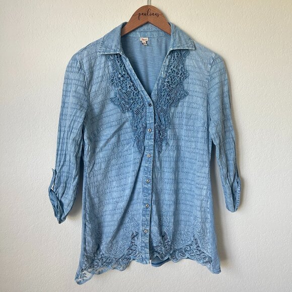 Reba Top Womens Small Blue Embroidered Lace Trim Studded Button Up Blouse S - Picture 1 of 10